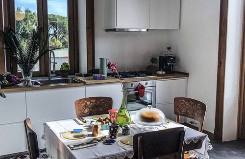 Aci Trezza House | casa paO aci castello, aci trezza, catania, etna, villa, sea front, terrace.
