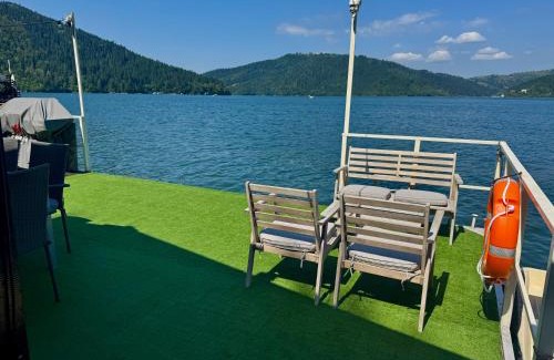 Bicaz House | Casa pe lac Bicaz