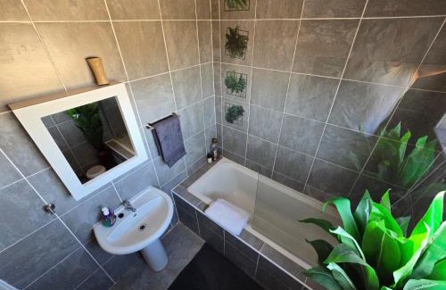 Central Apartment | Casa-Pel Guest Wing