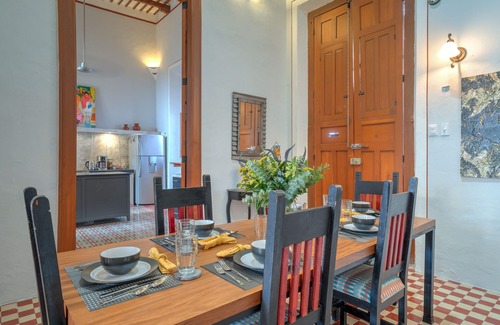 Centro House | Casa Perro Loco, The Heart of Merida