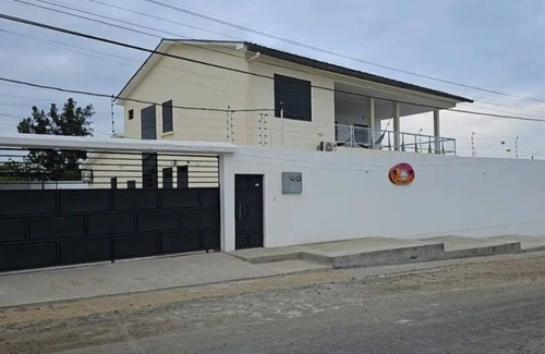Salinas House | Casa Pichirilo Ballenita Salinasn