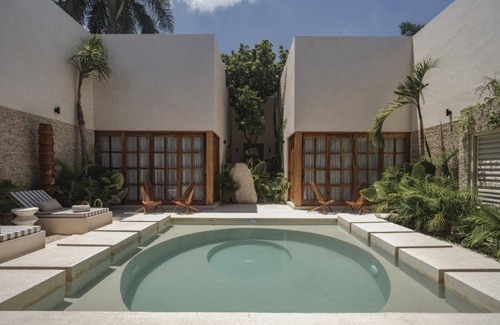 Zona Paseo Montejo House | Casa Piedra - Merida Paseo Montejo