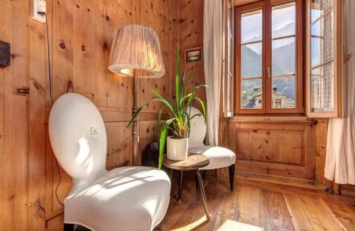 Castasegna House | Casa Pool tra St Moritz e il lago di Como