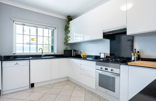 Mosqueira House | Casa Primavera Albufeira