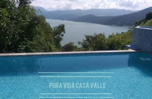 El Santuario House | Casa Pura Vida