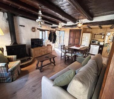 Barruera Ski Chalet | Casa Rústica y Chic con Chimenea y Vistas Panorámicas de La Vall de Boí