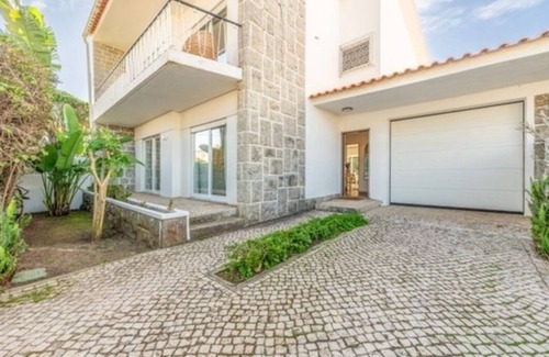 Cascais Villa | Casa Rosário : Three Bedroom Villa with Private Pool;