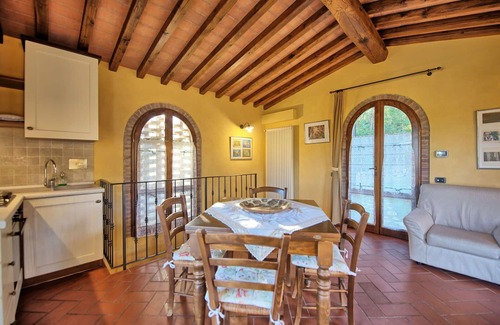 Certaldo Apartment | Casa Rossa 3 - Apartment with swimming pool