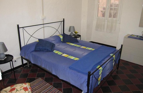 Borgomaro Apartment | CASA ROSSA