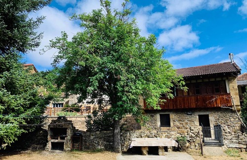 Navamuel House | Casa Rural Pin de Lindas Casas