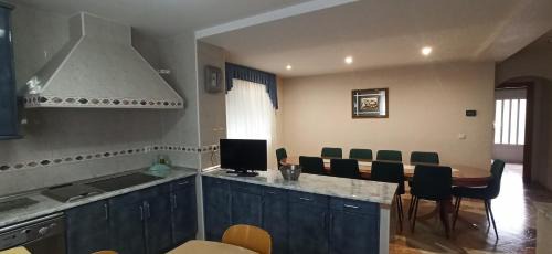 Valdefuentes de Sangusin House | Casa Rural Fuente Clavel