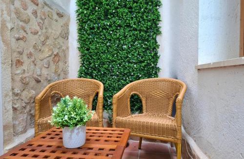 Castalla House | Casa Rural Castalla - Montaña a un paso de la Playa