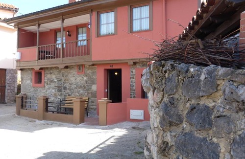 Quiros House | Casa rural El Tejo