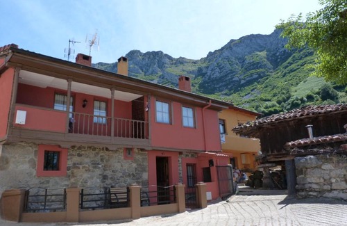 Quiros House | Casa rural El Tejo
