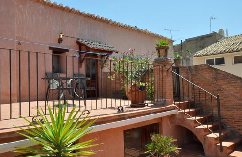 Villar del Arzobispo House | Casa rural La Boticaria