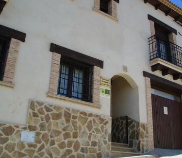 Enguidanos House | Casa Rural La Lumbre