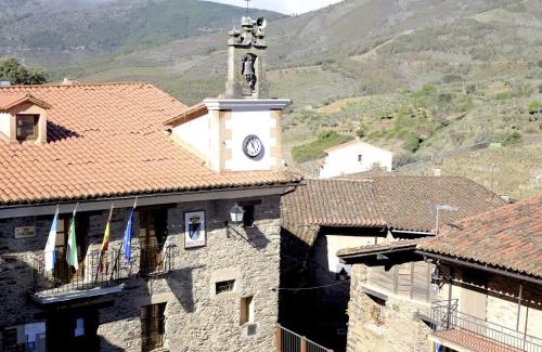 Robledillo de Gata House | Casa Rural La Ortiga