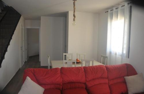 La Serrada House | Casa rural La Zarzosa