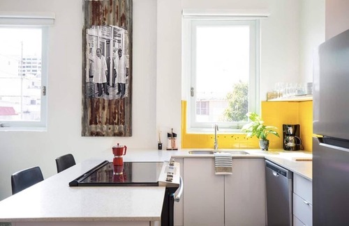 Santurce Apartment | Casa Saffra @ La Placita 6/7 For Friends & Family