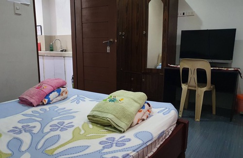 Laoag Hotel | Casa Sarmiento Travelers Inn