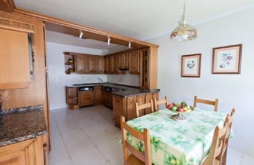 Cabanillas Cottage | Casa Senda Bardenas for 18 people