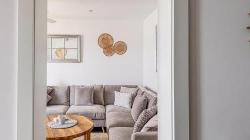 Playa Honda Apartment | Casa Siete by Villalize