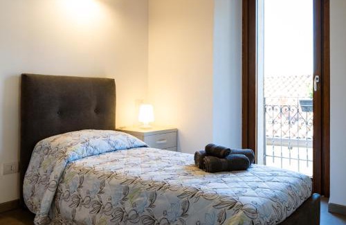 Massino Visconti House | Casa Sina -la villetta nel borgo
