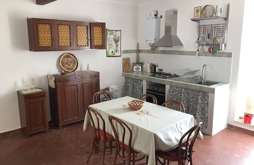 Archi House | Casa Sirolli - vintage house between sea and mountains