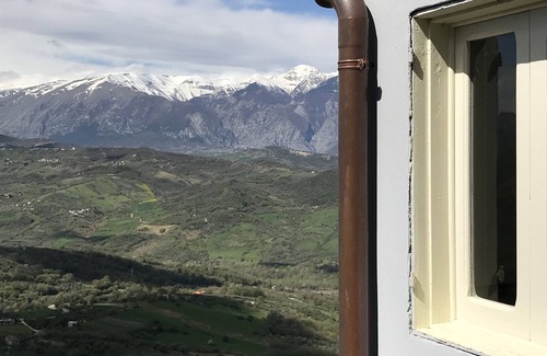 Archi House | Casa Sirolli - vintage house between sea and mountains