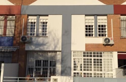Sevilla Este House | Casa Soleada en Calle Tranquila