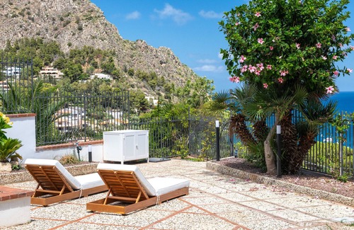 Capo Zafferano Apartment | Casa Solunto Vista Mare by Wonderful Italy