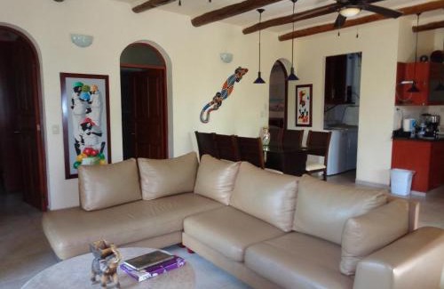 Playacar Fase I Apartment | Casa Sonrisas