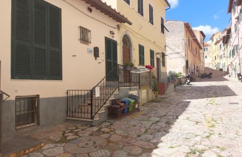 Portoferraio Old Town Apartment | Casa Stellino 33 nel cuore di Portoferraio