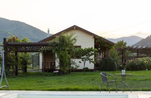Costesti House | Casa TaMi
