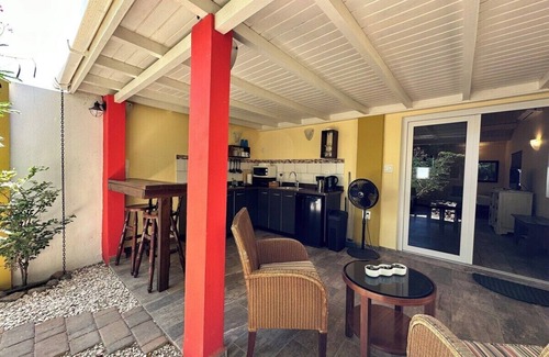 Savaneta Cottage | Casa Tropical Cottage w/Pool