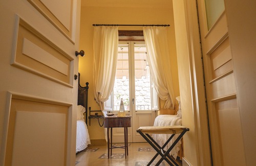 Taormina City Centre Bed & Breakfast | Casa Turchetti - Taormina