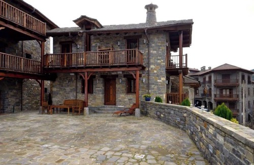 Boltana House | Casa Unica con Piscina