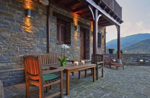 Boltana House | Casa Unica con Piscina