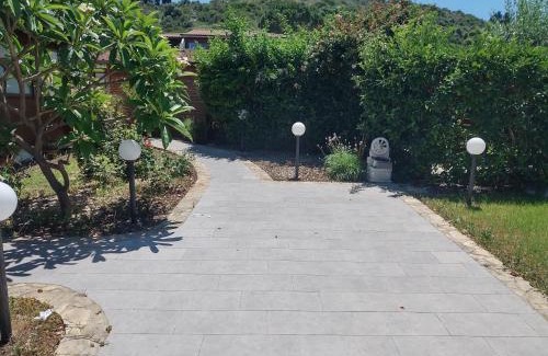 Campofelice di Roccella House | Casa Vacanze Villa Pomelia