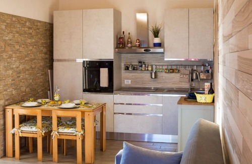 Valdamonte House | Casa Vacanze CON Piscina E Area Giochi Bambini