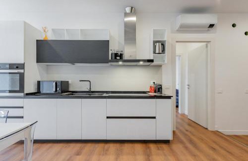 Cinecitta Apartment | Casa vacanze Delina- Luxury Apartment metro A