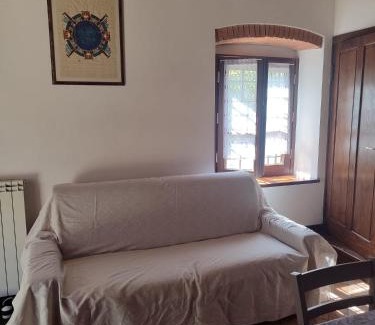 Bibbiena House | Casa vacanze nel bosco della Quercetina