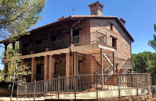 El Tiemblo House | Casa Valdesanmartin - Country House, 10500sqm, Pool, Paddel & Bbq