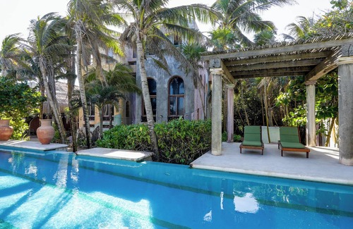 Zona Hotelera House | Casa Vallejo Tulum Beach Home