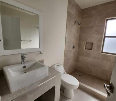 Samborondon Villa | Casa Victoria