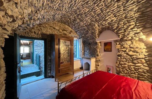 Rocchetta Nervina House | Casa Victoria - Full equipped stone house