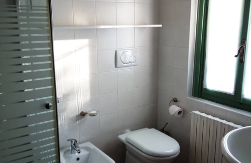 Agrate Bed & Breakfast | Casa Violetta - Bed & Breakfast