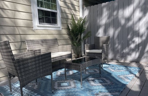 Smyrna House | Casa Vostra Beautiful Townhouse with 1 BR near Truist Park and Cumberland Mall