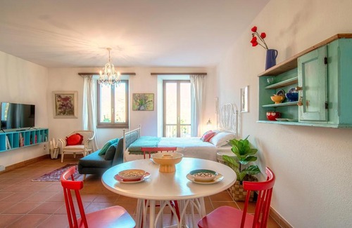 Magadino Apartment | Casa Yvonne