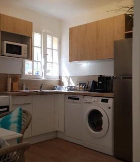 Saint-Cyprien Apartment | Casa7